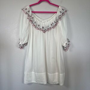 Doen Chateau Strawberry Embroidered Nightgown